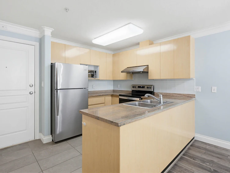 202-8115 121a Street, Surrey, BC, V3W 1J2 - 17
