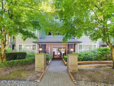 202-8115 121a Street - 5