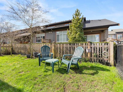 65-17033 Fraser Highway - 3