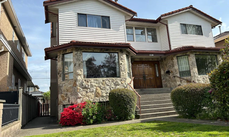 115 W 47th Avenue