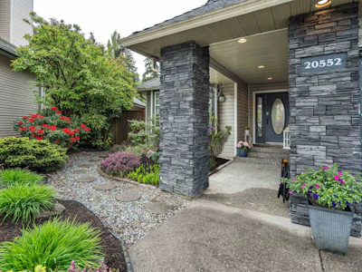20552 96a Avenue - 2