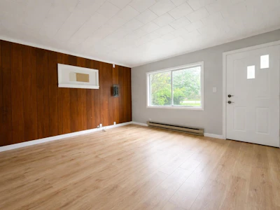 9405 Broadway Street - 4