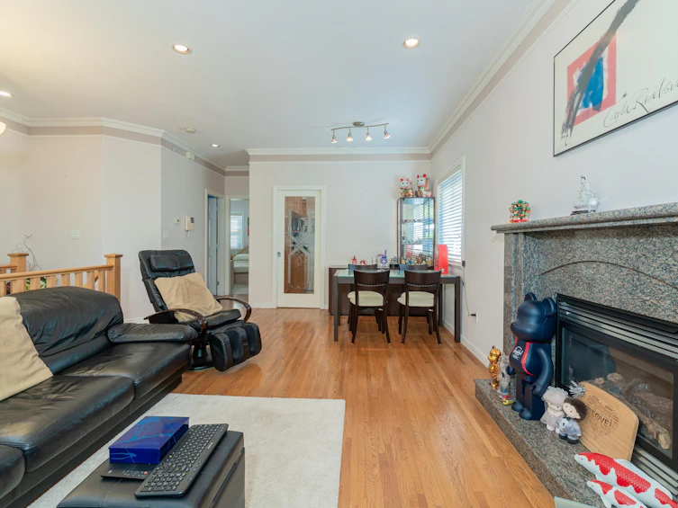 952 E 31st Avenue, Vancouver, BC, V5V 2X4 - 20
