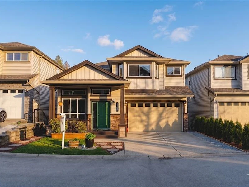 1122 - 11497 236th Street, Maple Ridge BC V2W 2E8
