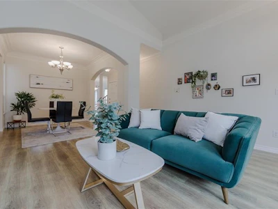 1122-11497 236 Street - 3
