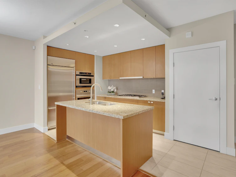 304-6080 Iona Drive, Vancouver, BC, V6T 0A4 - 13