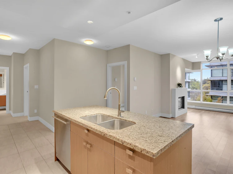 304-6080 Iona Drive, Vancouver, BC, V6T 0A4 - 11