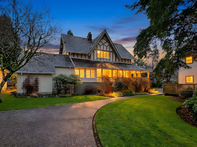 1509 Mahon Avenue, North Vancouver, BC, V7M 2S6 - 2
