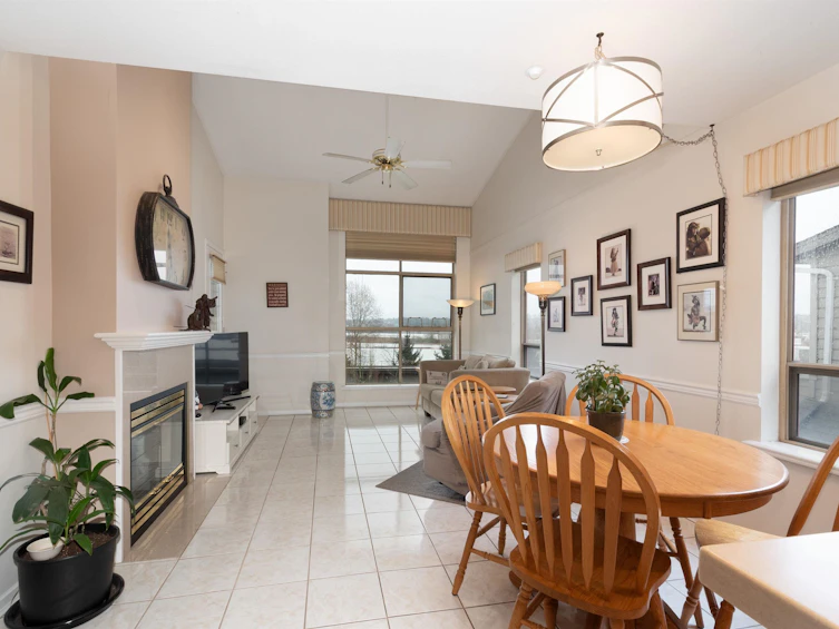 22-323 Governors Court, New Westminster, BC, V3L 5S6 - 15