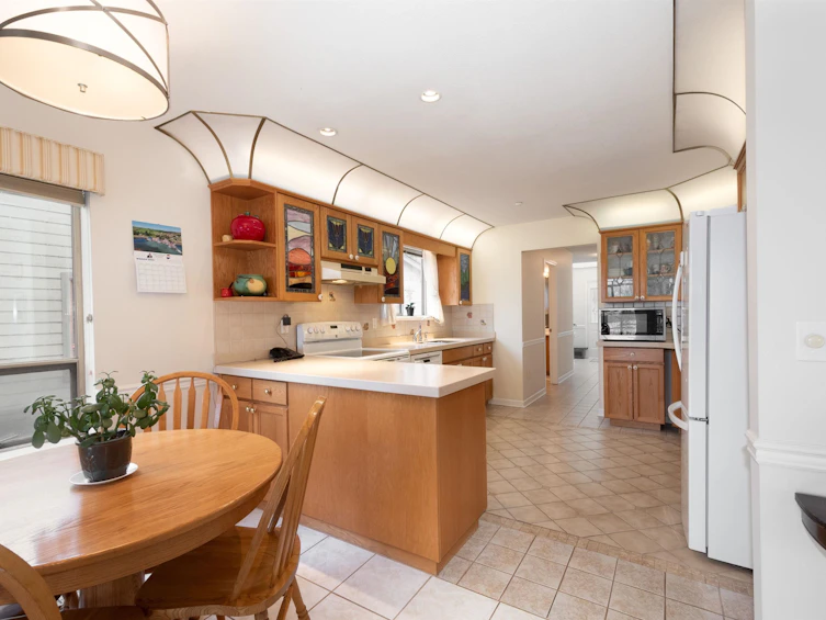 22-323 Governors Court, New Westminster, BC, V3L 5S6 - 9
