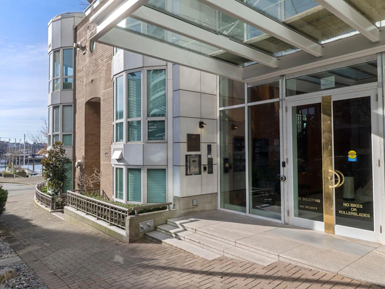 303-1501 Howe Street, Vancouver, BC, V6Z 2P8 - 34