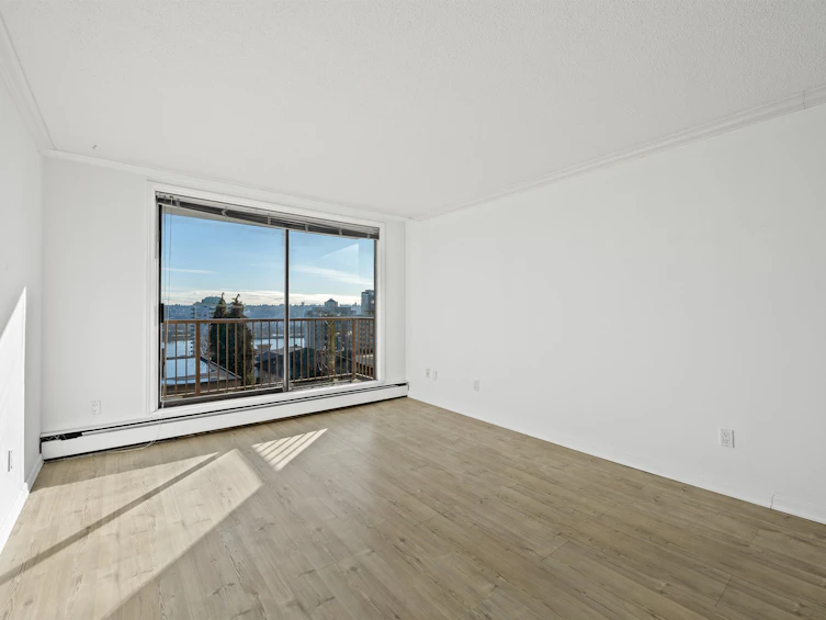 301-320 Royal Avenue, New Westminster, BC, V3L 5C6 - 8