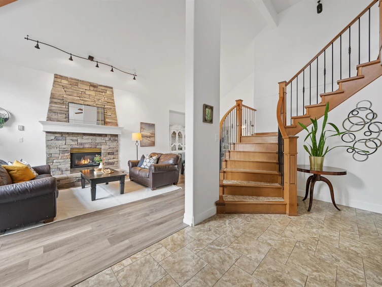 10519 Slatford Street, Maple Ridge, BC, V2W 1V8 - 3