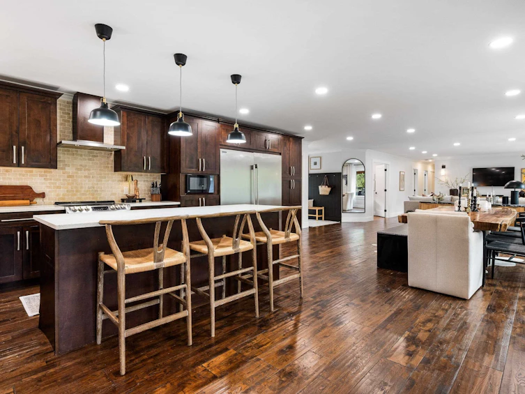 46750 Chilliwack Lake Road, Chilliwack, BC, V2R 4N2 - 11
