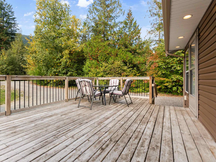 26542 Reynolds Road, Hope, BC, V0X 1L3 - 34
