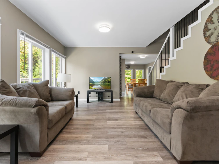 26542 Reynolds Road, Hope, BC, V0X 1L3 - 9