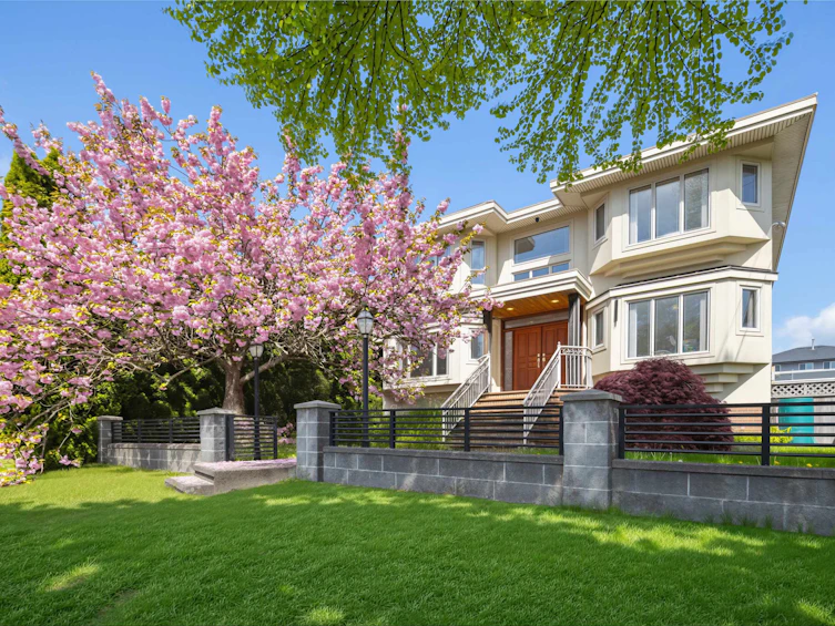 4993 Venables Street, Burnaby, BC, V5B 1X8