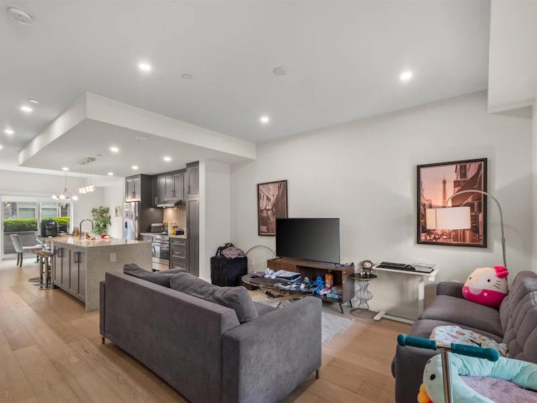 5-115 W Queens Road, North Vancouver, BC, V7N 2K4 - 7