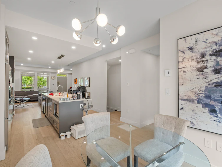 5-115 W Queens Road, North Vancouver, BC, V7N 2K4 - 8