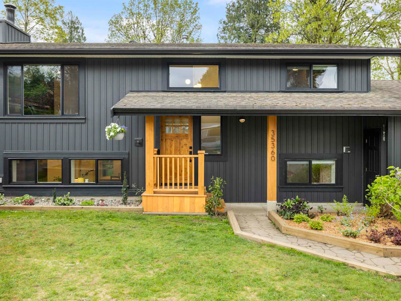 35360 Selkirk Avenue, Abbotsford BC V2S 8L2