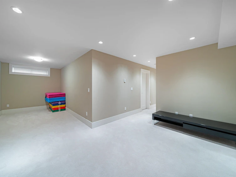 7698 Wheater Court, Burnaby, BC, V5E 4P3 - 30
