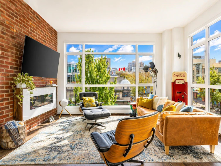 310-105 W 2nd Street, North Vancouver, BC, V7M 0E3 - 6