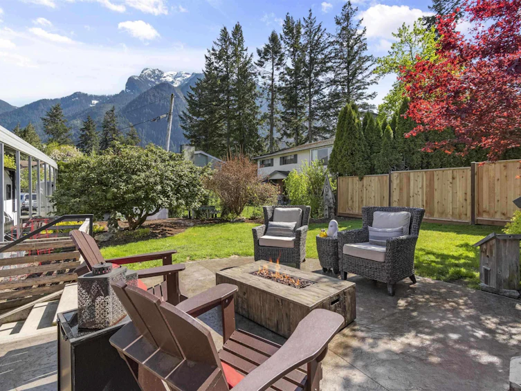 650 Park Street, Hope, BC, V0X 1L0 - 3