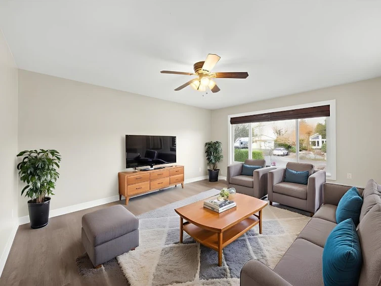 650 Park Street, Hope, BC, V0X 1L0 - 11