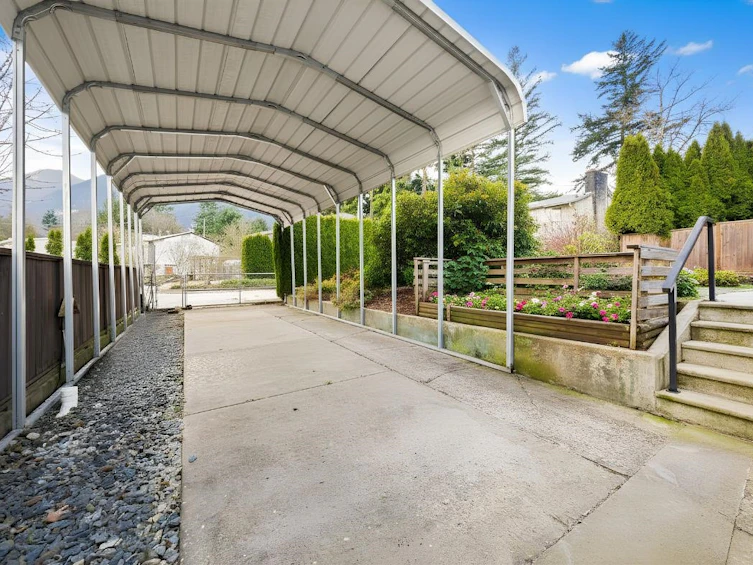 650 Park Street, Hope, BC, V0X 1L0 - 5