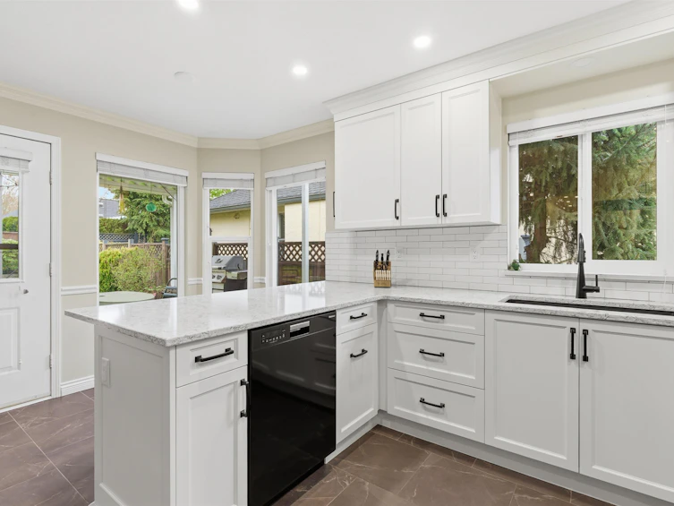 4912 208a Street, Langley, BC, V3A 5T1 - 6