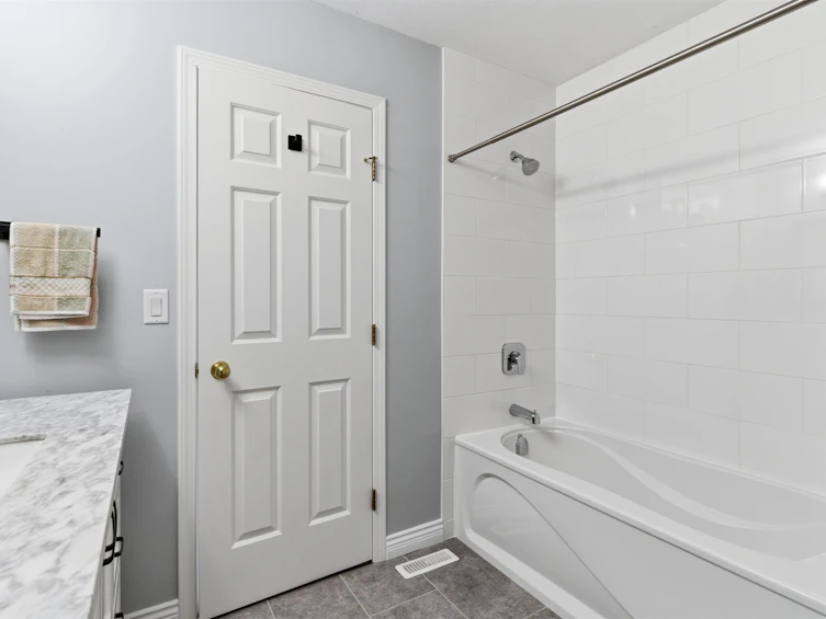 4912 208a Street, Langley, BC, V3A 5T1 - 30