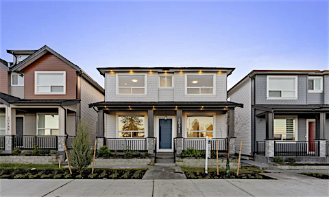 20142 82 Avenue, Langley, BC, V2Y 2A8