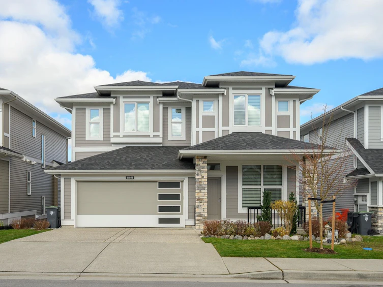 19655 74a Avenue, Langley, BC, V2Y 3R8