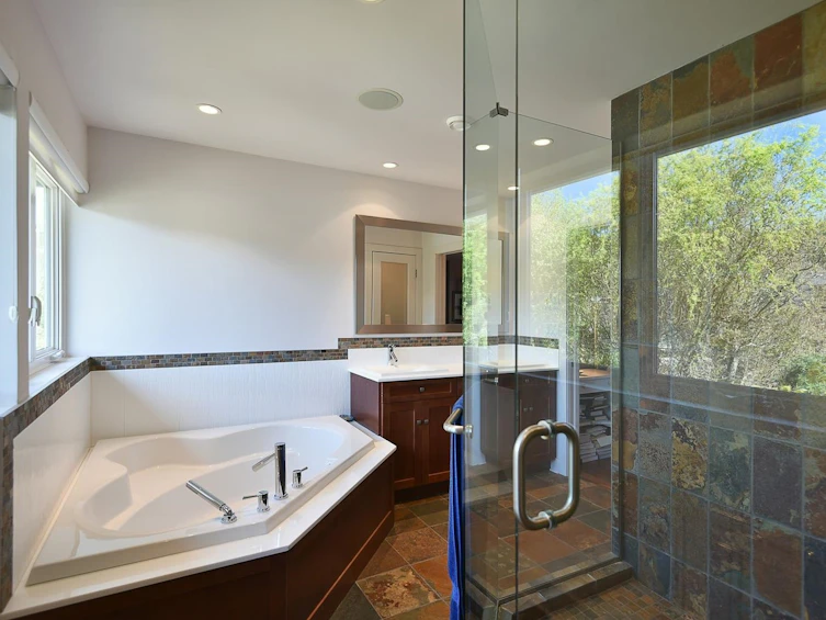 664 Bay Road, Gibsons, BC, V0N 1V8 - 27