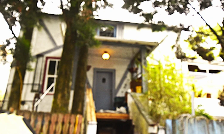 509 Holland Street