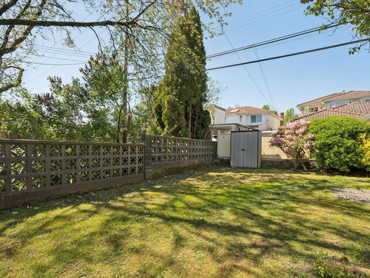 7621 Elliott Street, Vancouver, BC, V5S 2N8 - 34