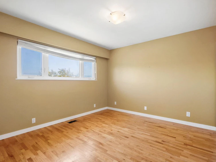 7621 Elliott Street, Vancouver, BC, V5S 2N8 - 11