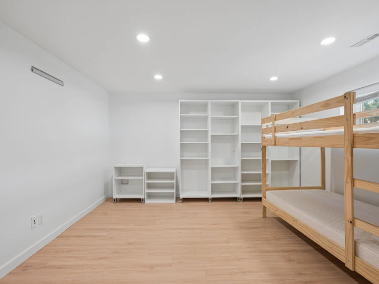 7621 Elliott Street, Vancouver, BC, V5S 2N8 - 24