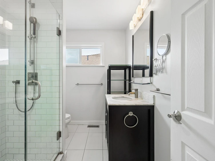 7621 Elliott Street, Vancouver, BC, V5S 2N8 - 12