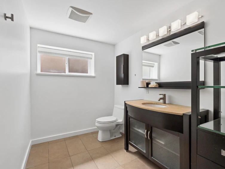 7621 Elliott Street, Vancouver, BC, V5S 2N8 - 28