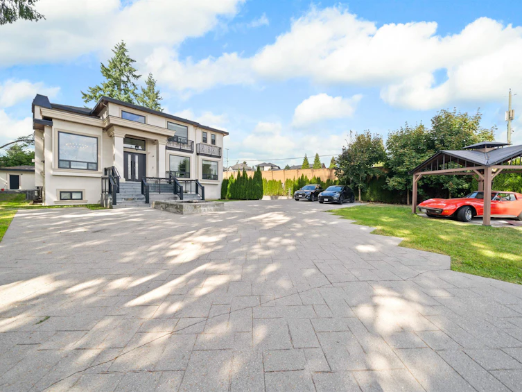 5585 148 Street, Surrey, BC, V3S 3B5