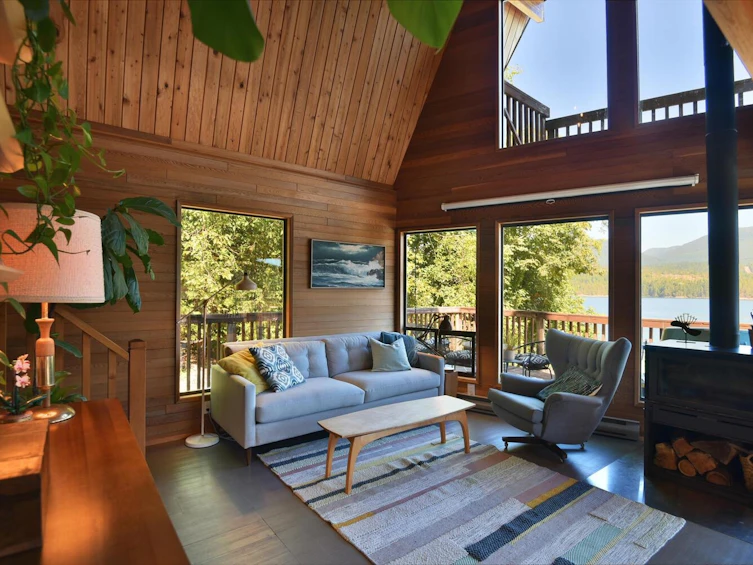 6318 N Gale Avenue, Sechelt, BC, V7Z 0P8 - 4