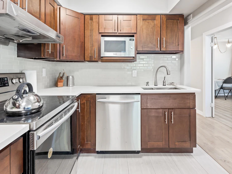 206-1149 W 11th Avenue, Vancouver, BC, V6H 1K4 - 9