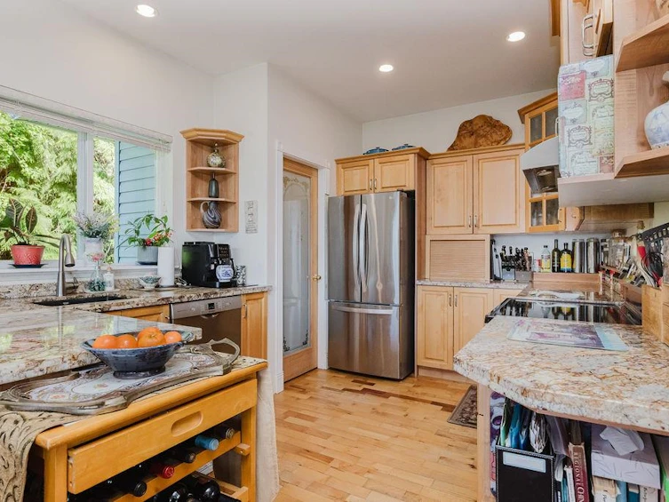 5872 Deerhorn Drive, Sechelt, BC, V7Z 0E1 - 11