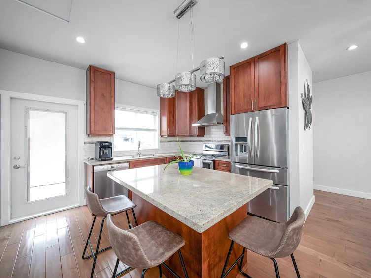 2123 Seventh Avenue, New Westminster, BC, V3M 2L7 - 23
