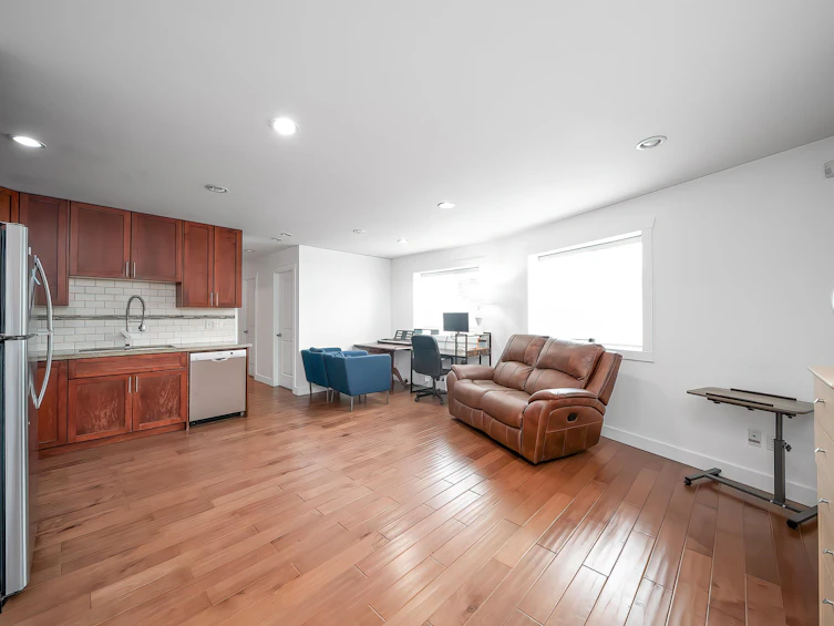 2123 Seventh Avenue, New Westminster, BC, V3M 2L7 - 34