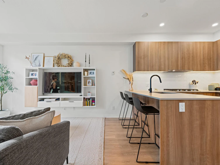 7-533 E 3rd Street, North Vancouver, BC, V7L 1G4 - 4