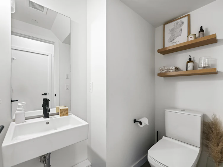7-533 E 3rd Street, North Vancouver, BC, V7L 1G4 - 12
