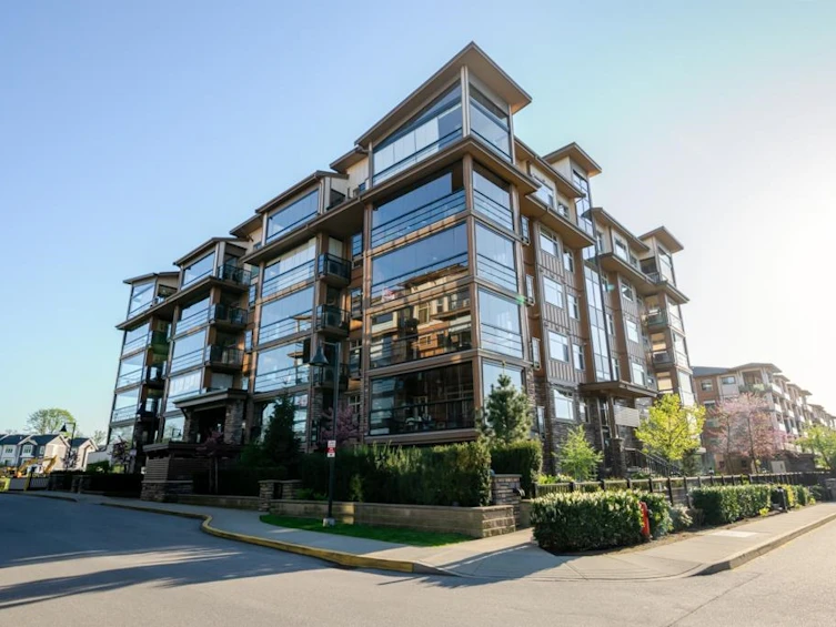 A601-20716 Willoughby Town Centre Drive, Langley, BC, V2Y 3J7 - 2