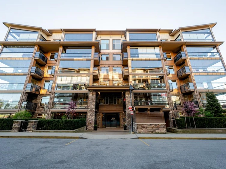 A601-20716 Willoughby Town Centre Drive, Langley, BC, V2Y 3J7